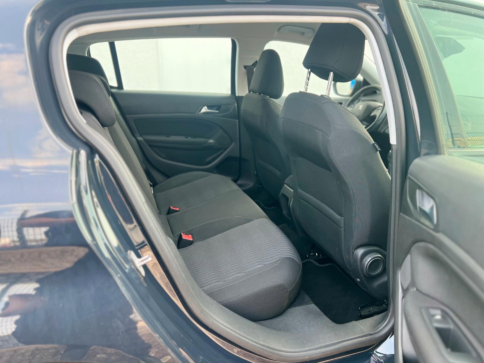 Peugeot 308

Active Original 86 000 KM