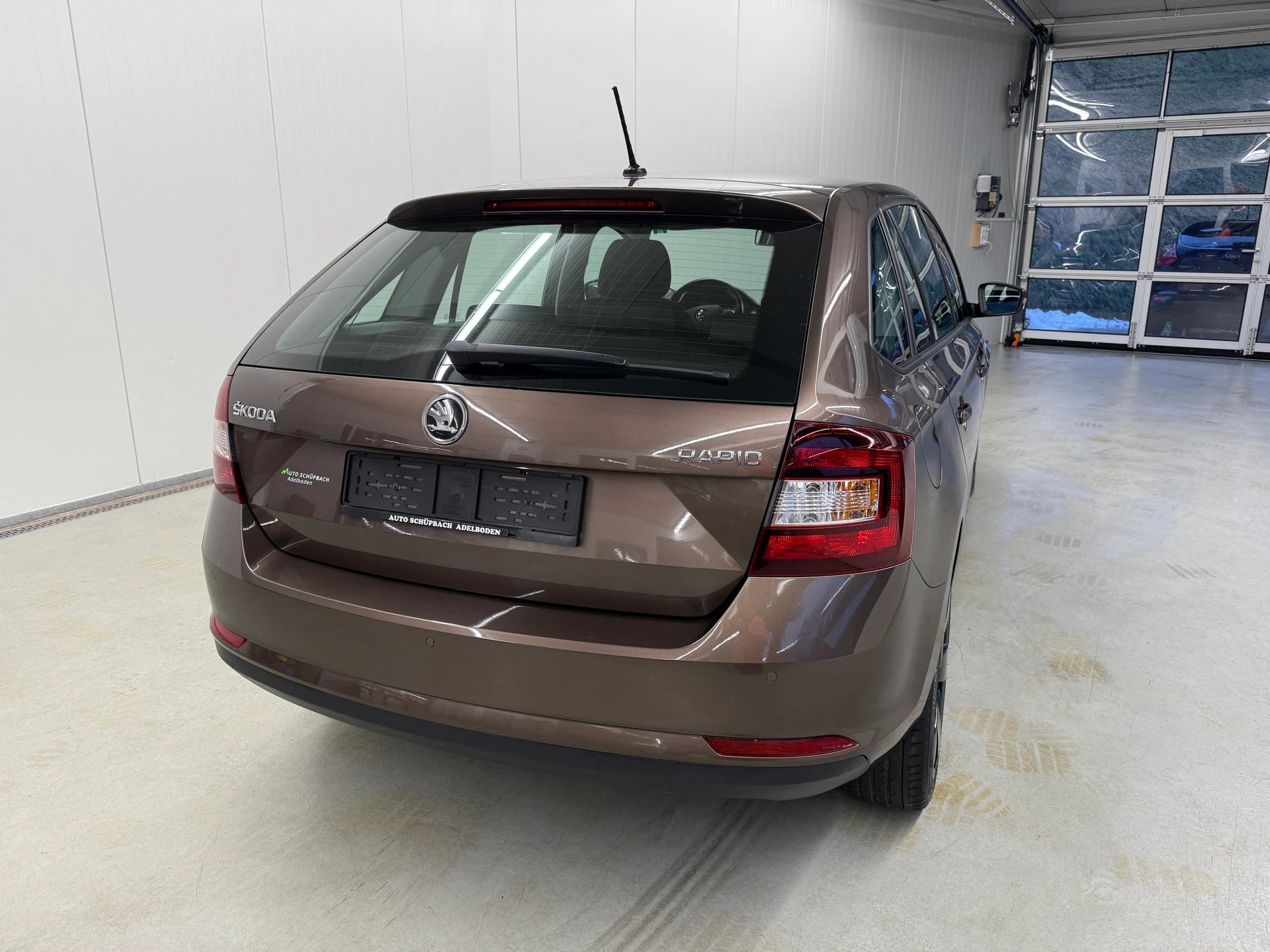 SKODA Rapid Spaceback 1.0 TSI