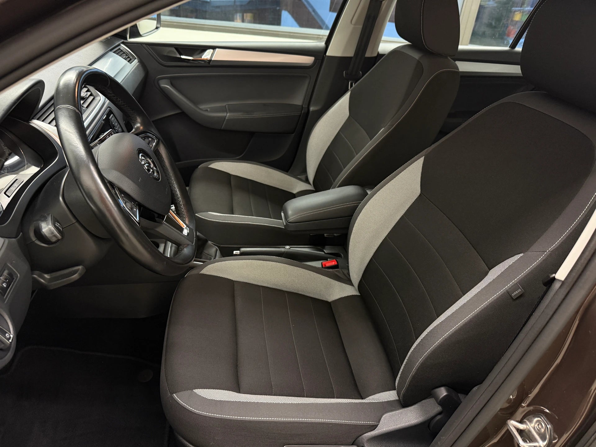 SKODA Rapid Spaceback 1.0 TSI