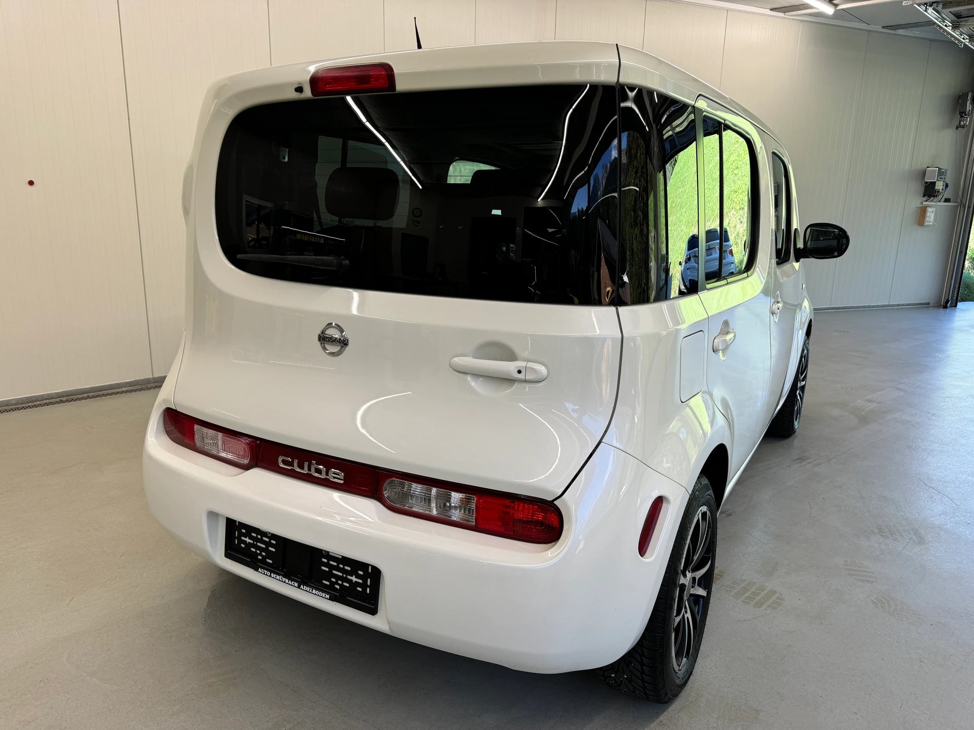 NISSAN Cube 1.6
