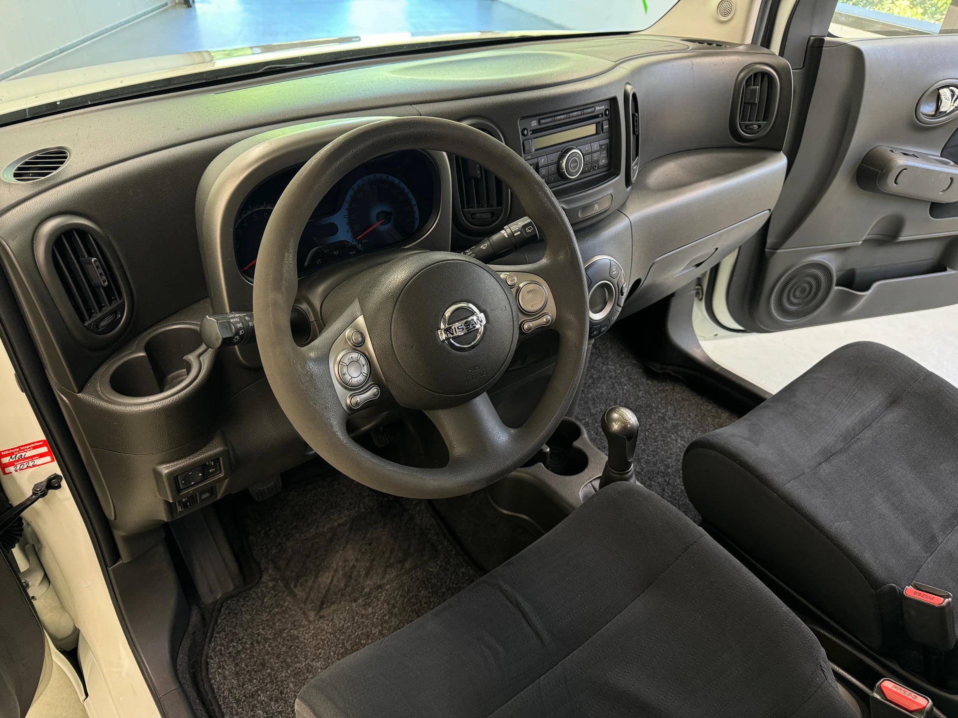 NISSAN Cube 1.6