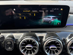 Charger l&#39;image dans la galerie, Mercedes-Benz A 220 4Matic AMG FULL LED MÉMOIRE ACC PANO AHK
