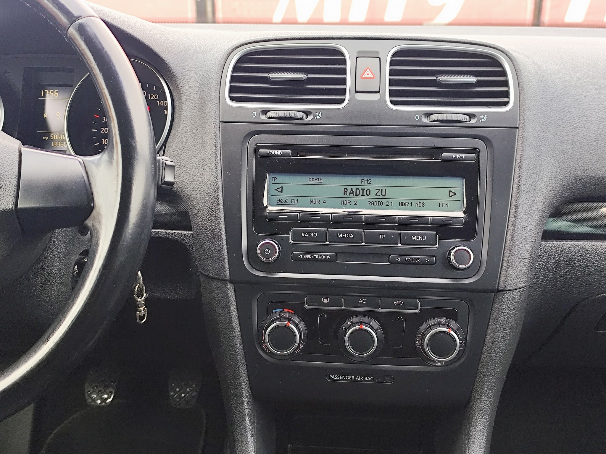 VOLKSWAGEN GOLF 6