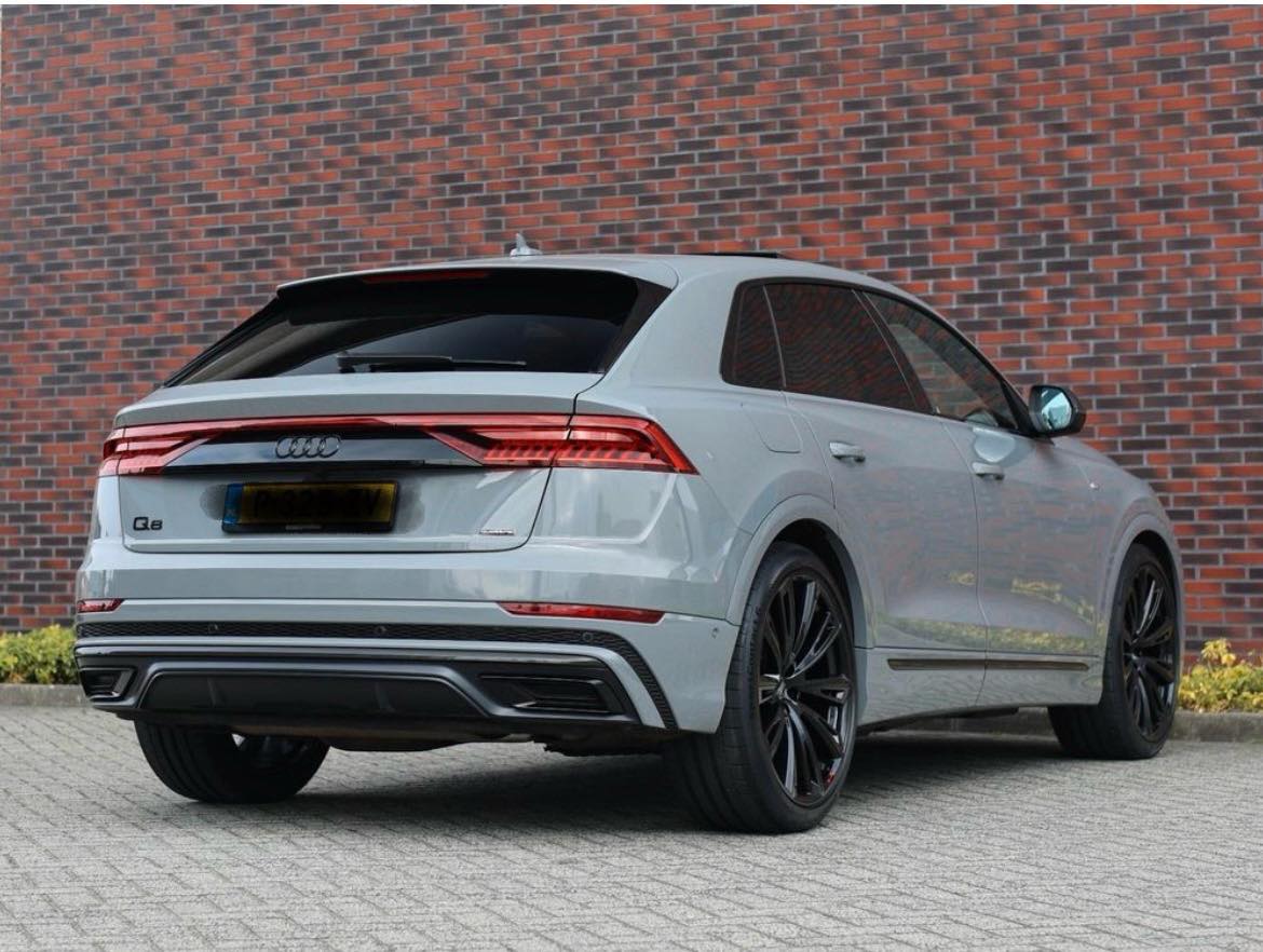 Audi Q8 50TDI Competition Plus *Pano*Carbon*/ 286 ch / 2022 / Automatique / Diesel / 92 200 km ( certifie )&nbsp;