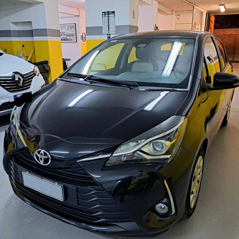 Toyota Yaris 1.0 72 CV 5 porte Active Limousine 53kW(72Ch) 2019 / Manuelle / Essence / 64000KM(certifié)