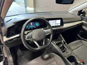 Volkswagen Golf Variant 1.5 TSI Life LED|AHK|Navi|SHZ|ACC 110kW(150Ch Din) 2021 / Manuele/ Essence Compatible E-10 / 27800Km(certifié)
