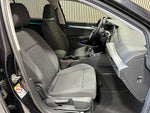 Charger l&#39;image dans la galerie, Volkswagen Golf Variant 1.5 TSI Life LED|AHK|Navi|SHZ|ACC 110kW(150Ch Din) 2021 / Manuele/ Essence Compatible E-10 / 27800Km(certifié)
