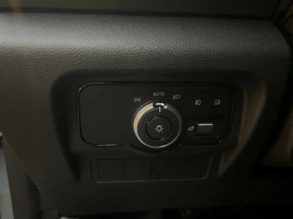 Mercedes-Benz Citan Kasten 112 CDI PRO +MBUX+Navi+Tempomat+75kW(116Ch Din)2021 / Manuelle / Diesel / 1989Km(certifié)