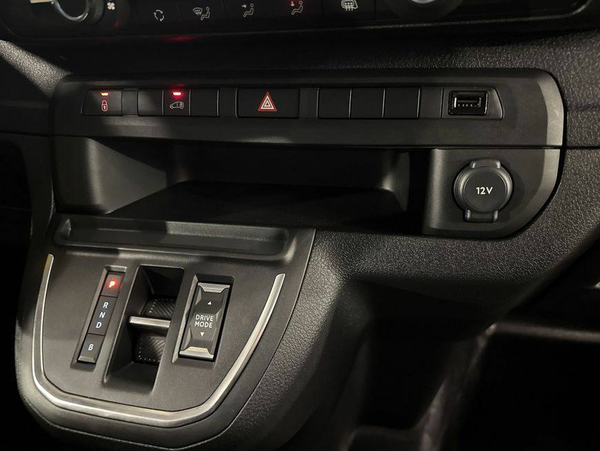Opel Vivaro-e Cargo L (75-kWh) 100 kW(136Ch Din)2024 / Automatique/ Électrique/ 20km(certifié)
