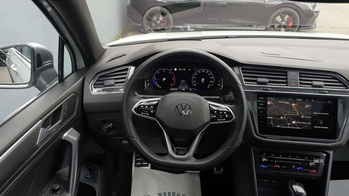Volkswagen Tiguan Allspace 2.0TDI DSG 4M 3 x R-Line / 7 places / 200 ch / 2022 / Automatique / Diesel / 77 700 km (certifie)
