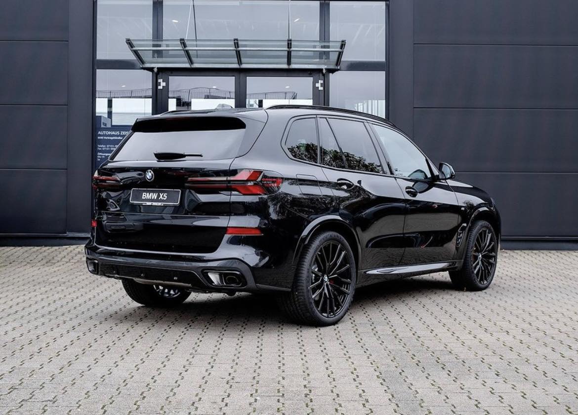 BMW X5 xDrive30d M Sport Pro 22"LM AHK / 298 ch / 2024 / Automatique / Diesel / 19 700 km ( certifie )&nbsp;