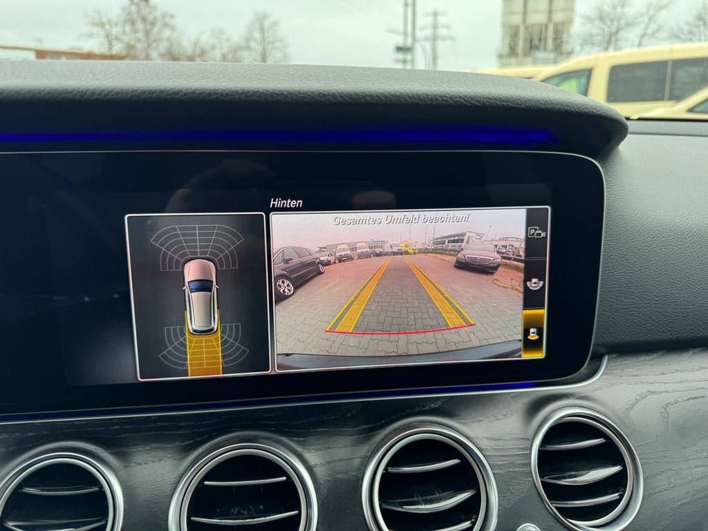 Mercedes-Benz E -Klasse T-Modell E 400 d 4Matic AMG-Line 250kW(340Ch Din) 2021 / Automatique / Diesel / 76500KM(certifié)