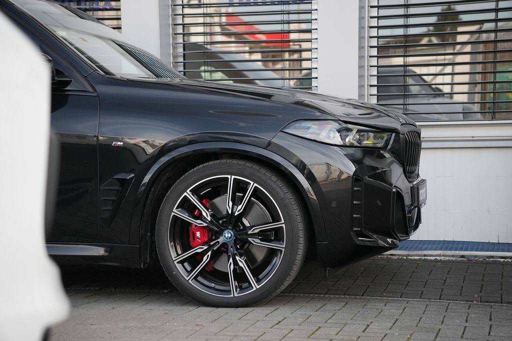 BMW X5 xDrive50e M SPORT PRO/PANO/22M/CARBON/COGNAC Offroad 360kW(478Xh Din) 2022 / Automatique/ Hybride (essence électricité,Compatible E-10,Hybride Plug-in) / 24000KM(certifié)