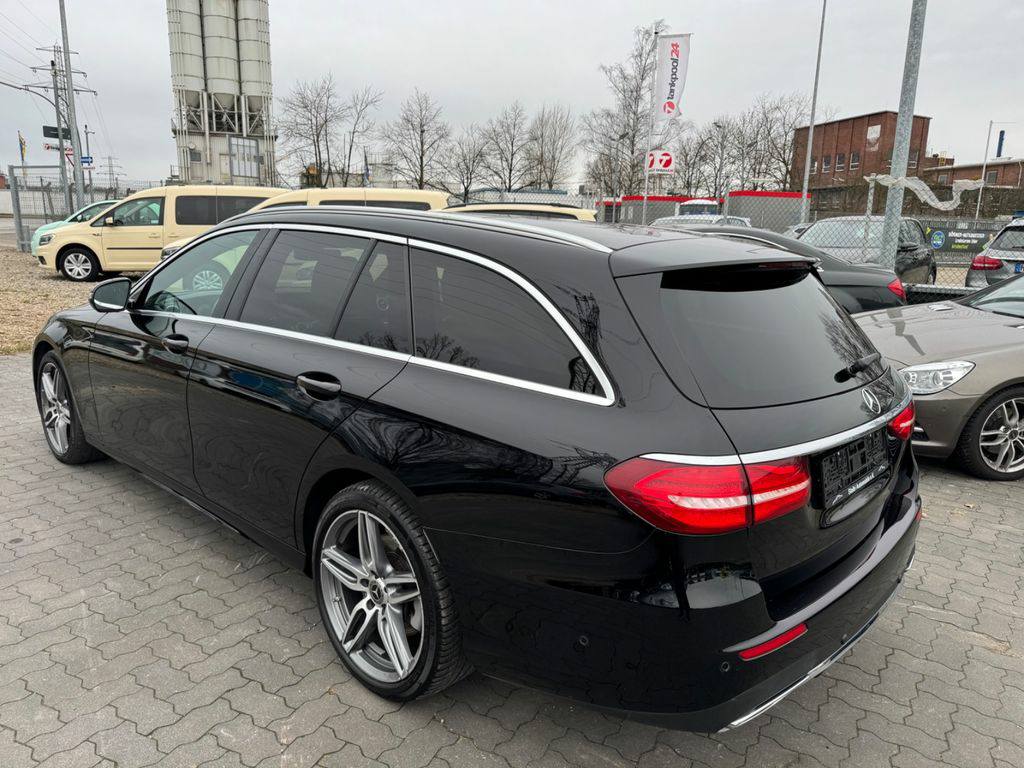 Mercedes-Benz E -Klasse T-Modell E 400 d 4Matic AMG-Line 250kW(340Ch Din) 2021 / Automatique / Diesel / 76500KM(certifié)