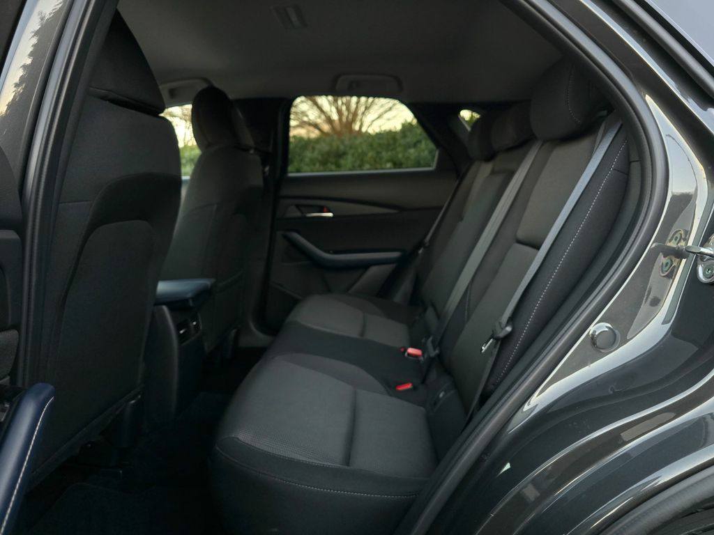 Mazda CX-30Selection Automatik 360Kamera Offroad 132kW(179Ch Din) 2019/ Automatique/ Essence/ 60000KM(certifié)