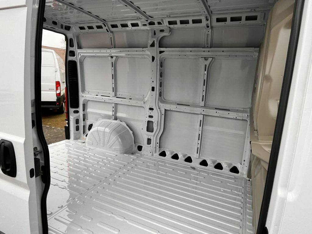 Fiat Ducato L2H2 2.2 Modell Klima 103kW(140Ch Din) 2024/ Manuelle/ Diesel / 1000KM(certifié)