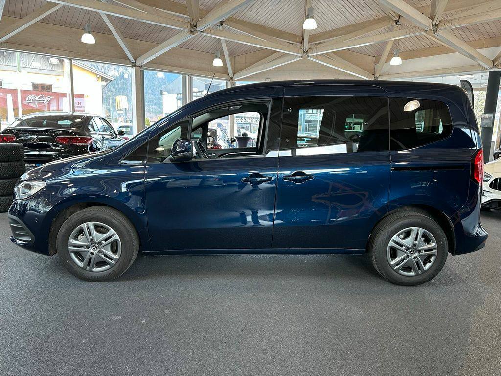 Mercedes-Benz T180d STYLE KLIMA PTS SPHA TWA CARPLAY MBUX DAB EstateCar 85kW(116Ch Din)2022 / Manuelle / Diesel / 17500KM(certifié)