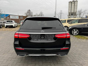 Mercedes-Benz E -Klasse T-Modell E 400 d 4Matic AMG-Line 250kW(340Ch Din) 2021 / Automatique / Diesel / 76500KM(certifié)