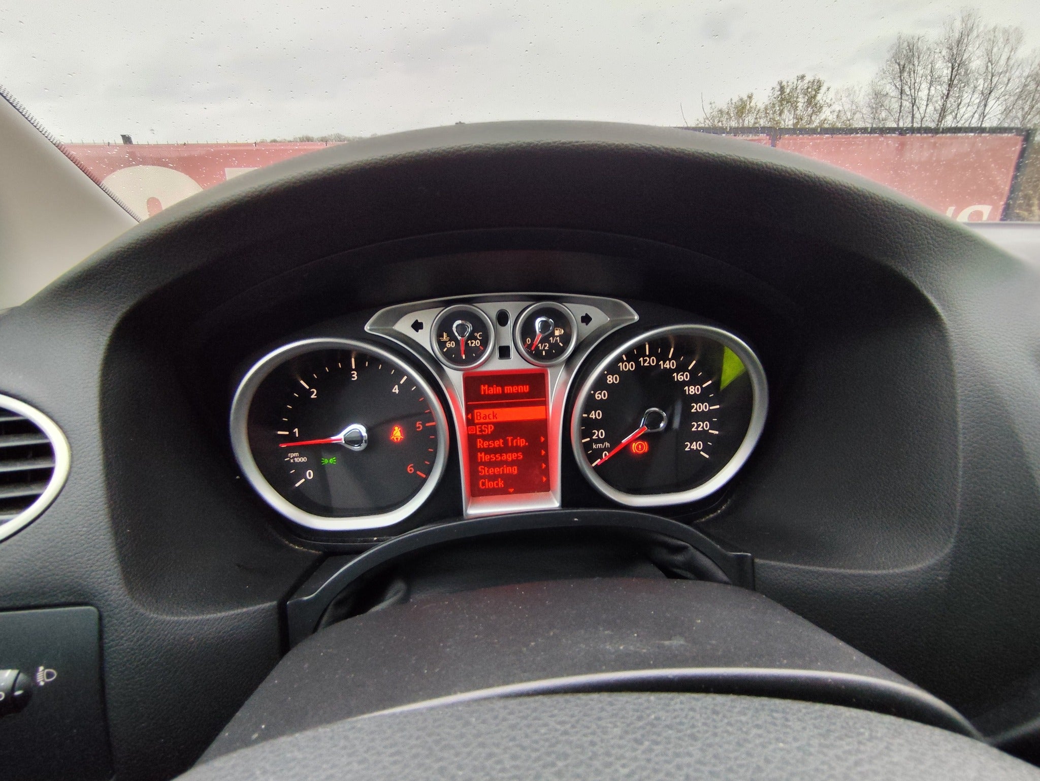 FORD FOCUS