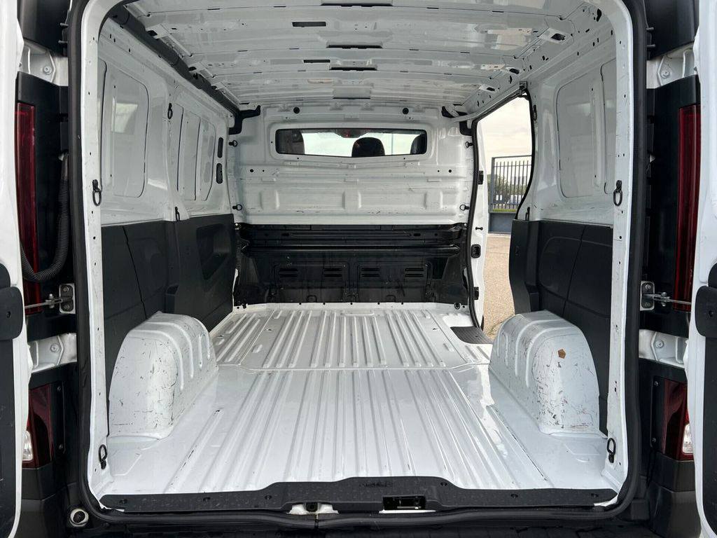 Opel Vivaro Van 1.6 CDTi 89kW(121Ch Din)2018 / Manuelle / Diesel / 1000KM(certifié)