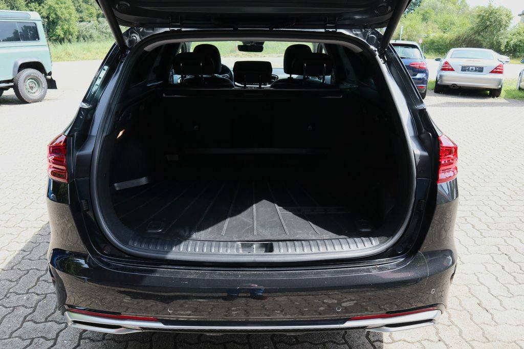 Kia cee'd Sportswagon Plug-in Hybrid Spirit 77kW(105ch din) 2023 / Automatique / Hybride(Essence,Électrique),Hybride rechargeable/ 13700km(certifié)