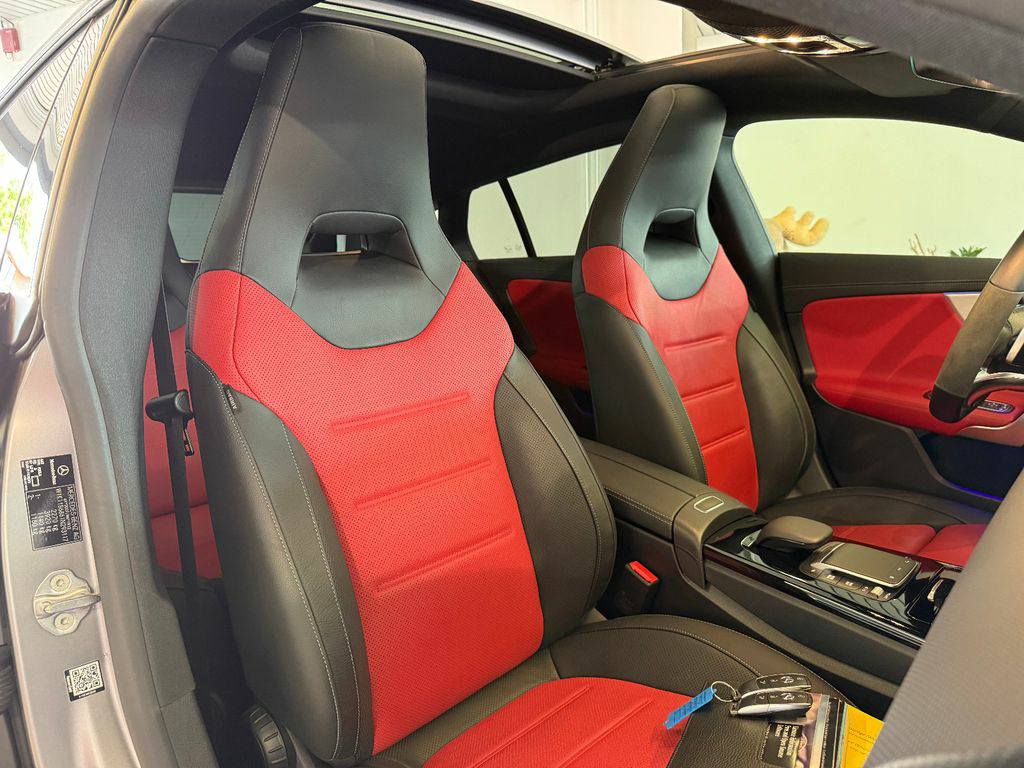 Mercedes-Benz CLA 250 e SB AMG NIGHT MBUX/LED/PSD/DISTR/TW/19"118kW(160ch din) 2022 / Automatique / Hybride(Essence,Électrique),Compatible E-10 ,Hybride rechargeable/ 27900km(certifié)