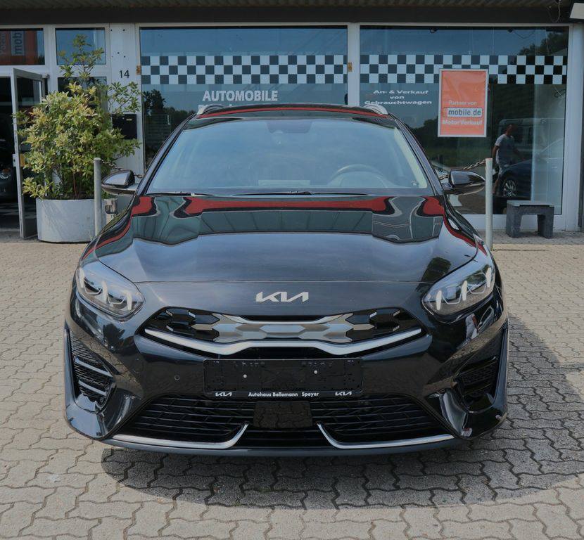 Kia cee'd Sportswagon Plug-in Hybrid Spirit 77kW(105ch din) 2023 / Automatique / Hybride(Essence,Électrique),Hybride rechargeable/ 13700km(certifié)