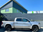 Charger l&#39;image dans la galerie, Dodge RAM 5,7 V8 HEMI-WIDEBODY/EXTREM/12 Pouces RADIO 295kW(401ch din) 2021 / Automatique / Essence,Compatible E-10 / 47967km(certifié)
