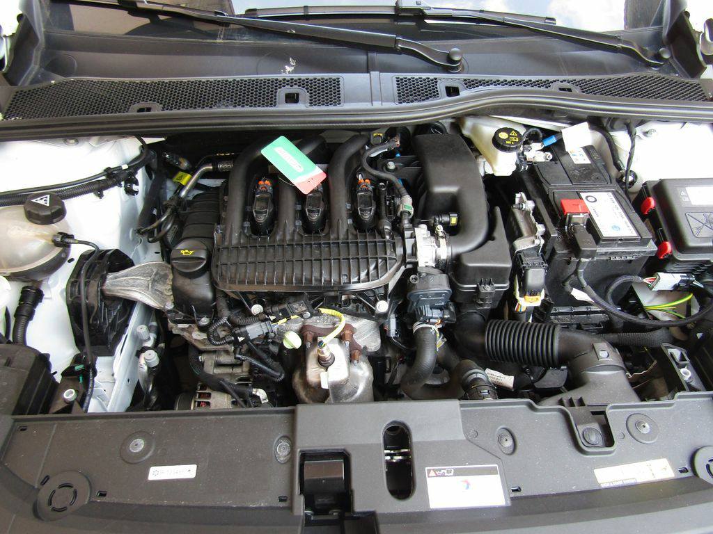Opel Corsa F Edition GRA PDC Bluetooth DAB SHZ Smallcar 55kW(75ch din) 2023 / Manuelle / Essence / 53000km(certifié)