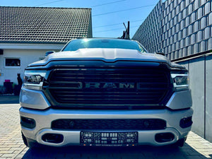 Dodge RAM 5,7 V8 HEMI-WIDEBODY/EXTREM/12 Pouces RADIO 295kW(401ch din) 2021 / Automatique / Essence,Compatible E-10 / 47967km(certifié)