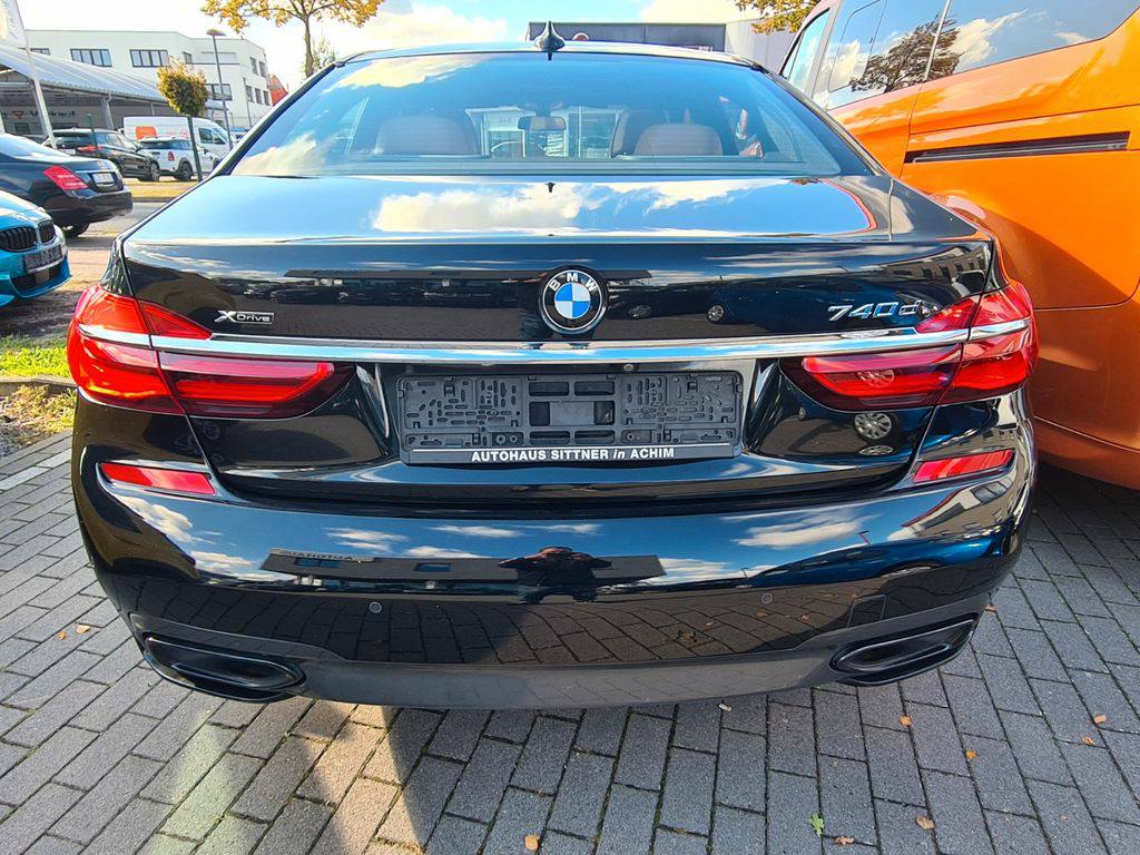 BMW Lim 740 d xDrive M Sport-Paket M-Technic Leder 235kW(320ch din) 2016 / Automatique / Diesel / 96000km(certifié)