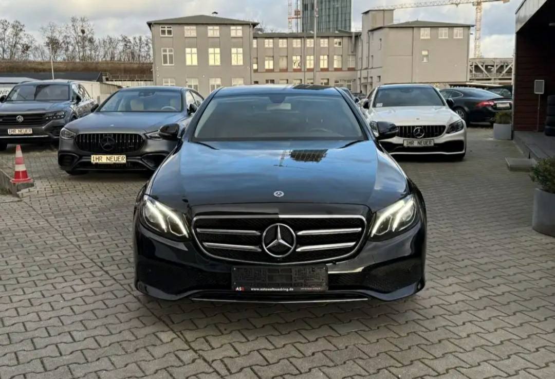 Mercedes-Benz E 200d*Leder*LED*Taxi*Navi*Comand*Kamera 110kW(150ch din) 2018 / Automatique / Diesel / 84700km(certifié)