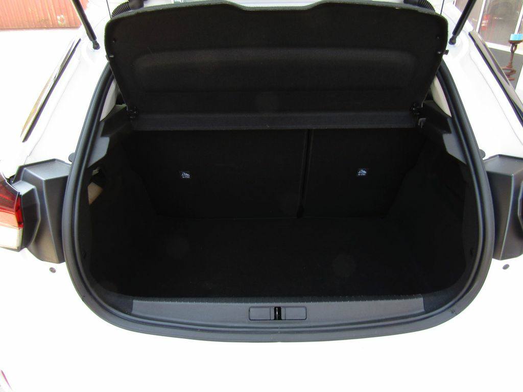 Opel Corsa F Edition GRA PDC Bluetooth DAB SHZ Smallcar 55kW(75ch din) 2023 / Manuelle / Essence / 53000km(certifié)