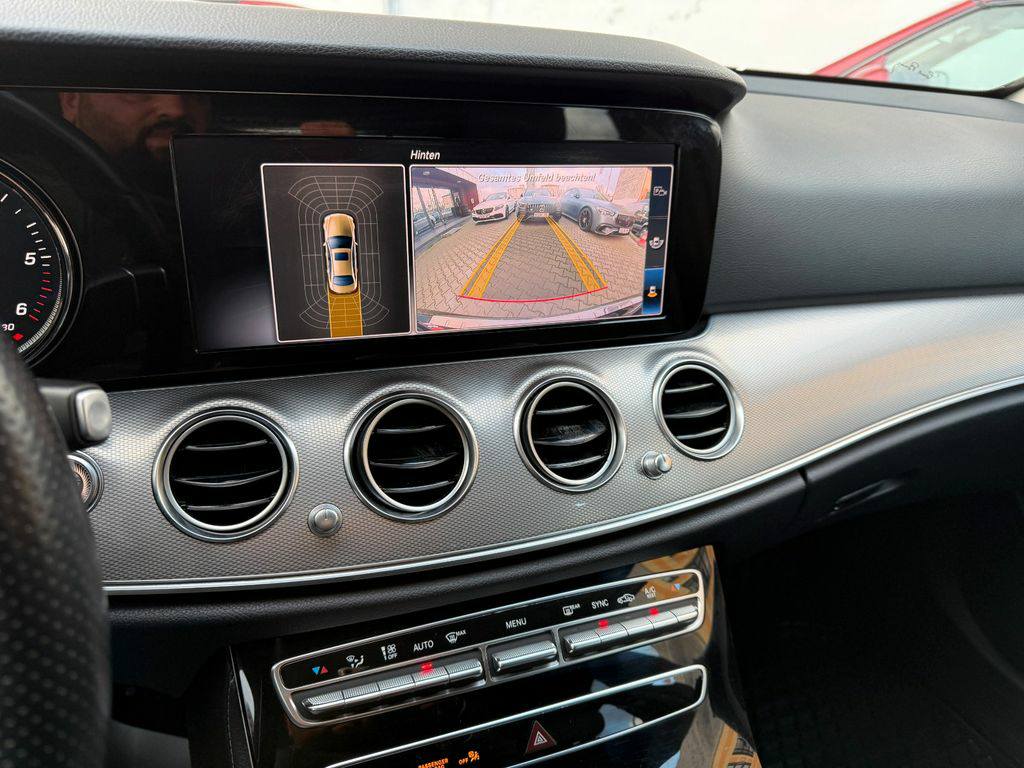 Mercedes-Benz E 200d*Leder*LED*Taxi*Navi*Comand*Kamera 110kW(150ch din) 2018 / Automatique / Diesel / 84700km(certifié)