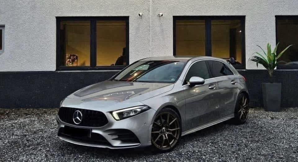 MERCEDES-BENZ A-CLASS A180D 7G-TRONIC