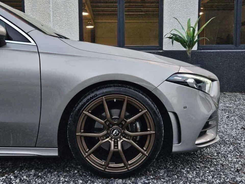 MERCEDES-BENZ A-CLASS A180D 7G-TRONIC