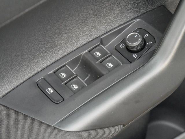 Volkswagen Polo 1.0 TSi DSG R-Line ACC 17Z Matrix Navi Kam