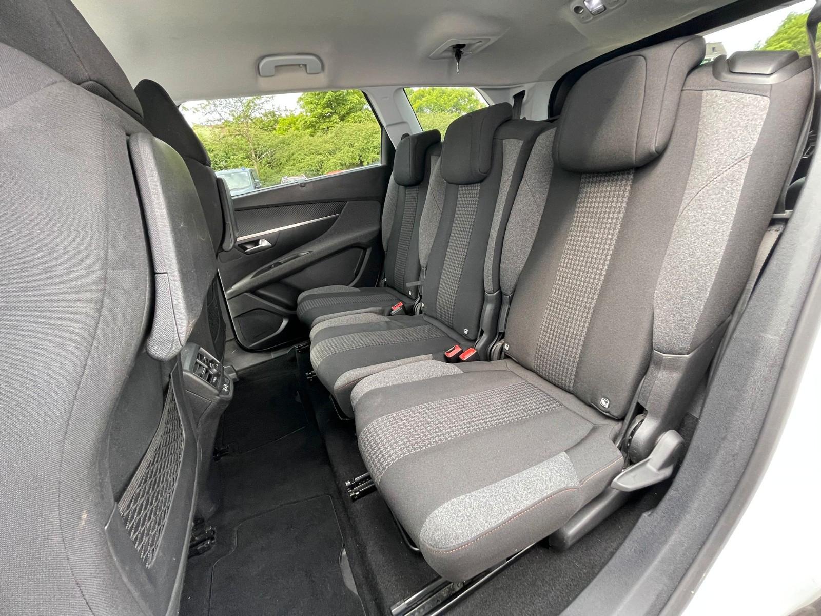 Peugeot 5008 1.HD|COCKPIT II 7 PLACES|CAMÉRA