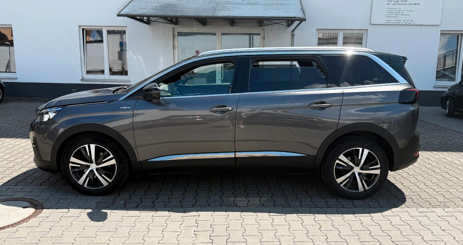 Peugeot 5008 07.2017 Allure GT LINE AUTOMA NAVI/PANO/SHZ/MASSAGE