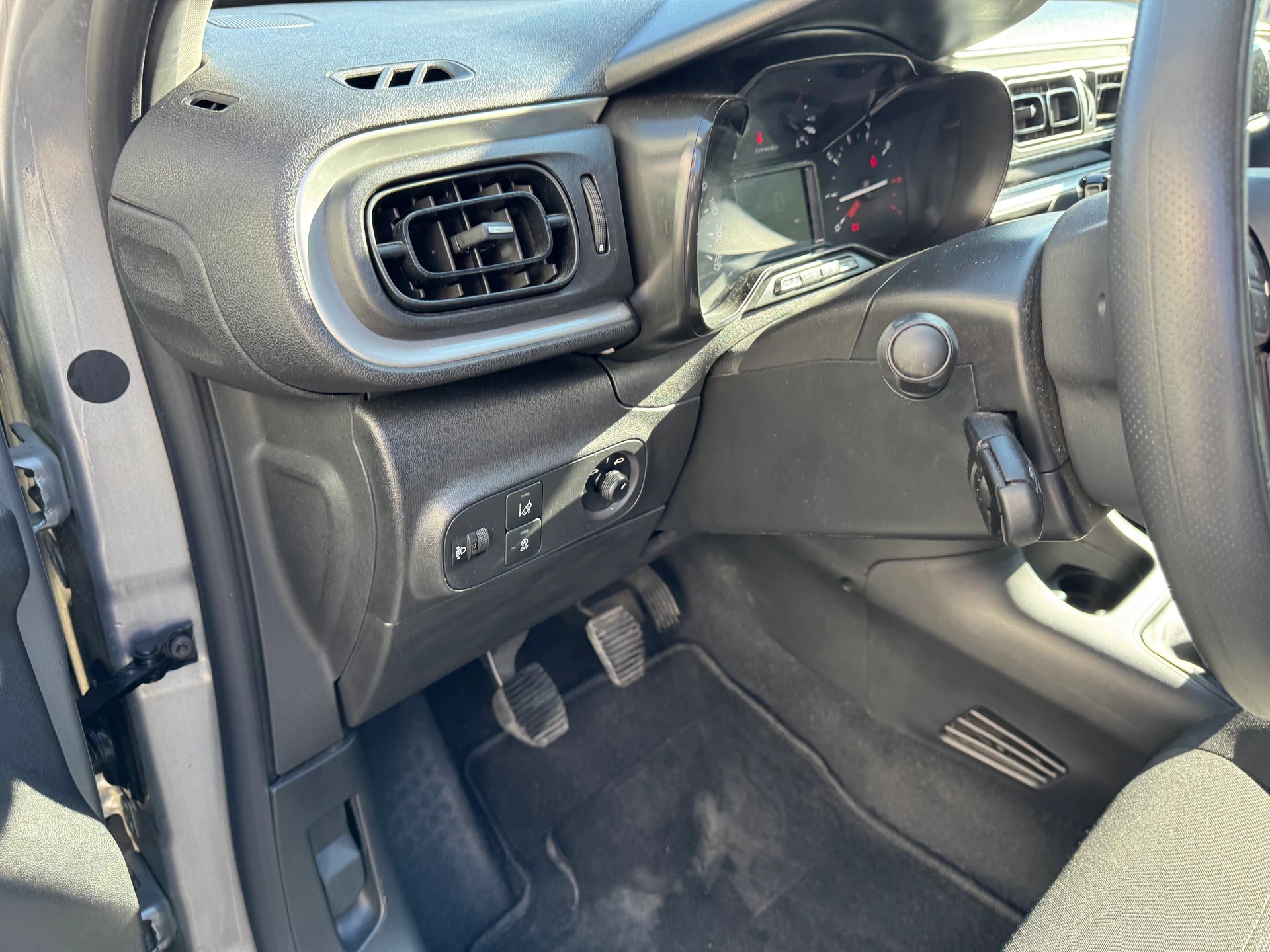 CITROEN C3 —— BOITE MANUEL—