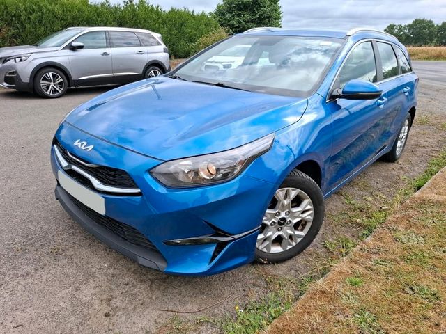 Kia Ceed SW 1.6 CRDi Business MHEV