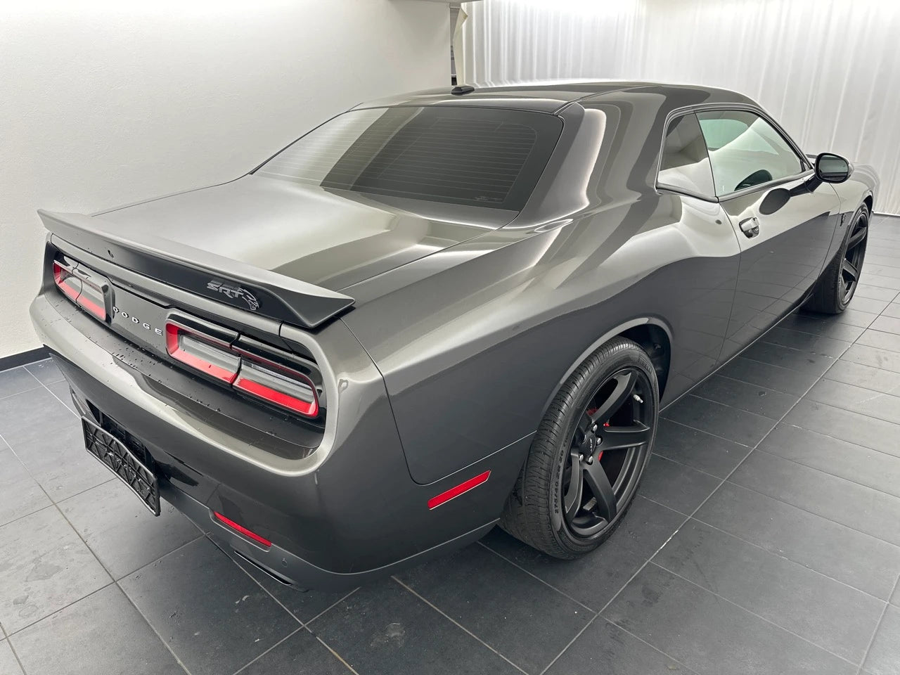 DODGE SRT Hellcat 717 PS 2017