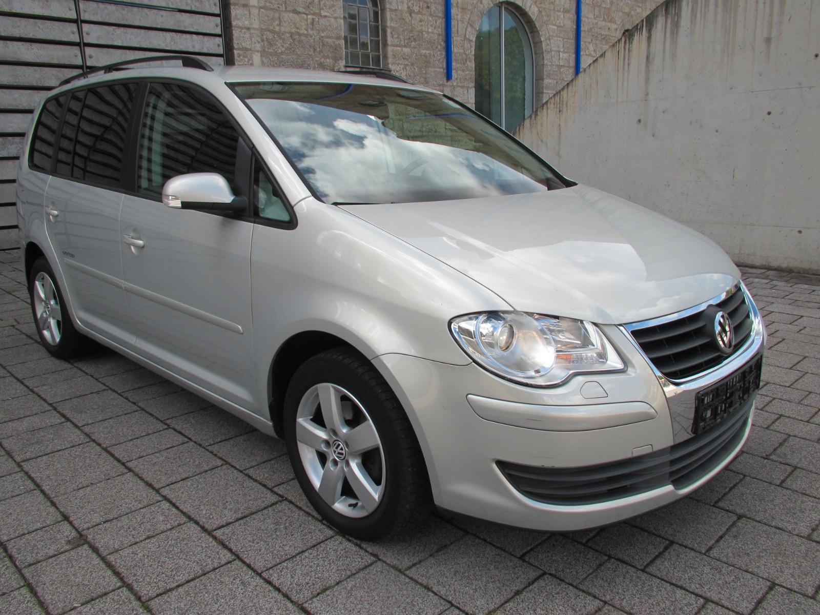 Volkswagen Touran United Klima Alu PDC Navi Sitzheiz. BC