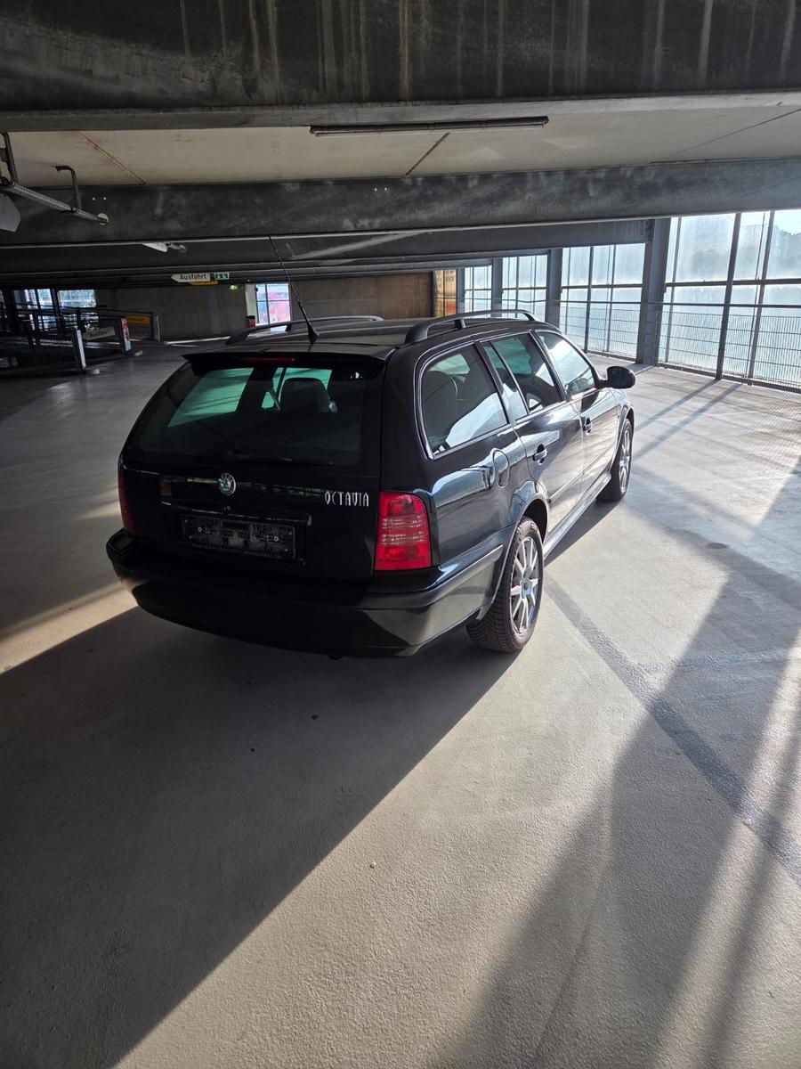 Skoda Octavia 1.6 Impuls Edition Combi Impuls Edition