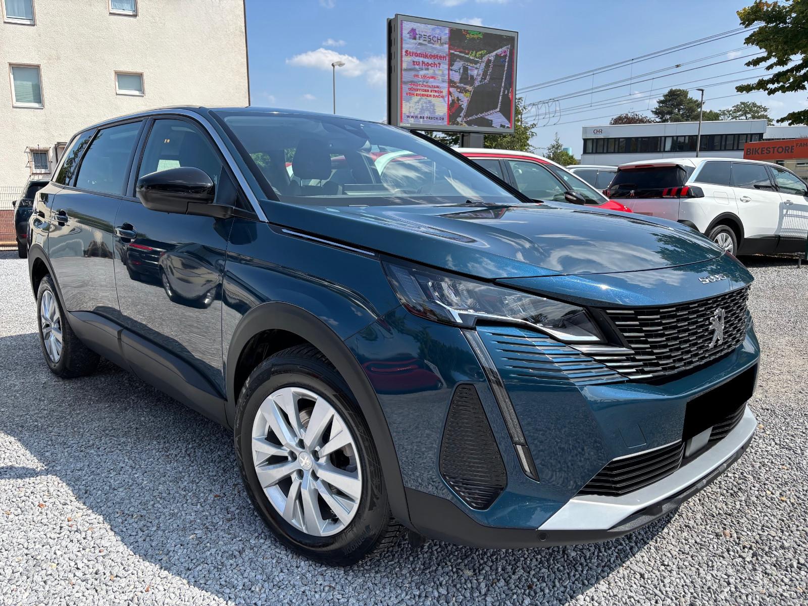 Peugeot 5008 ALU/NAVI/LED/7 PLACES/CROCHET DE REMORQUAGE/Courroie de distribution…
