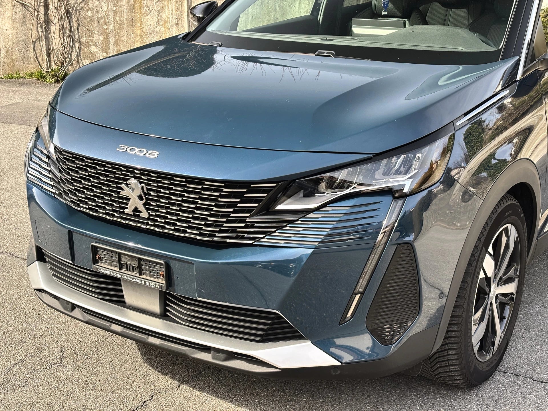 PEUGEOT 3008 1.2 PureTech Allure Pack EAT8