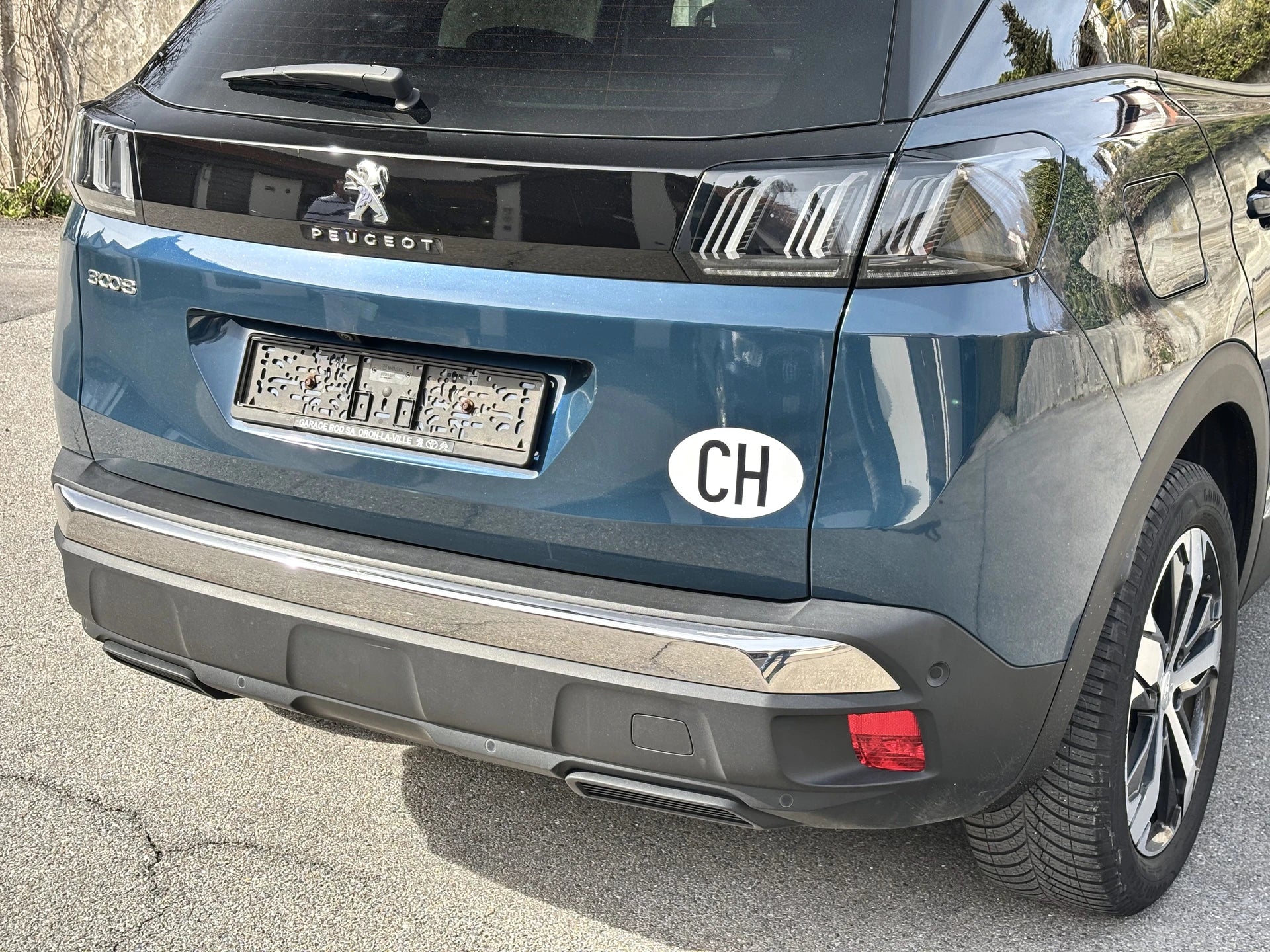 PEUGEOT 3008 1.2 PureTech Allure Pack EAT8