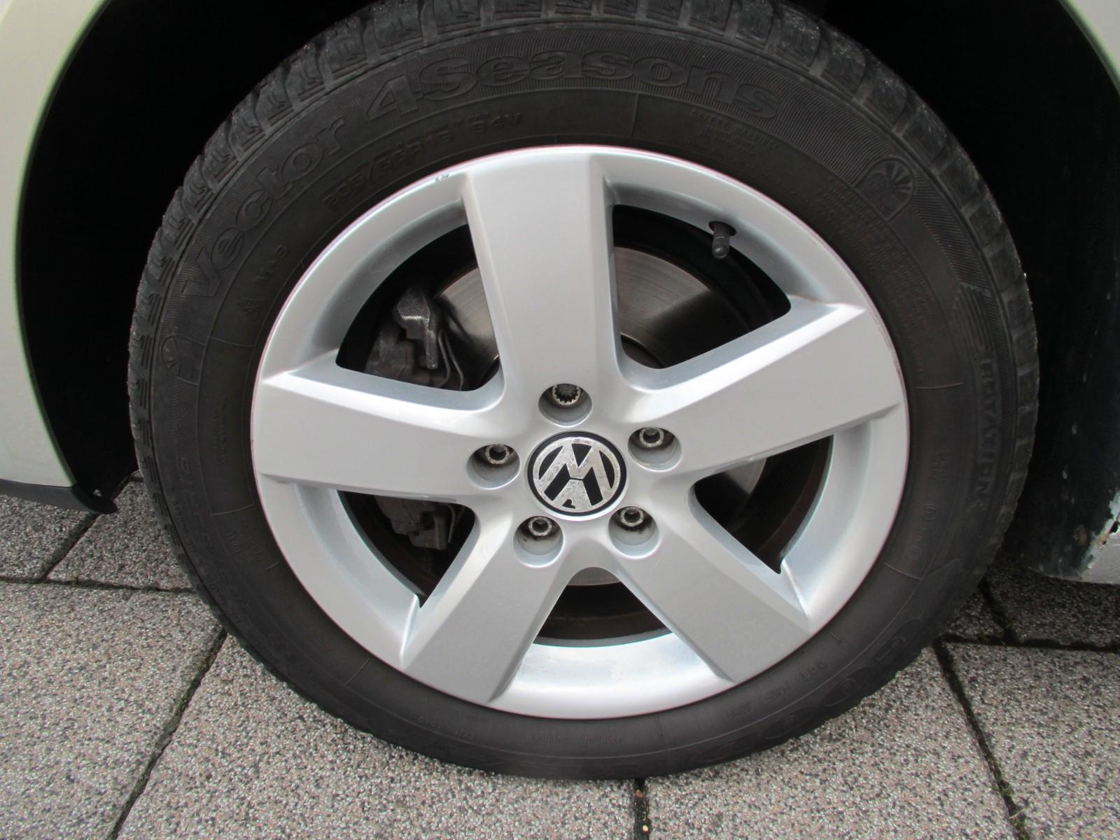 Volkswagen Touran United Klima Alu PDC Navi Sitzheiz. BC