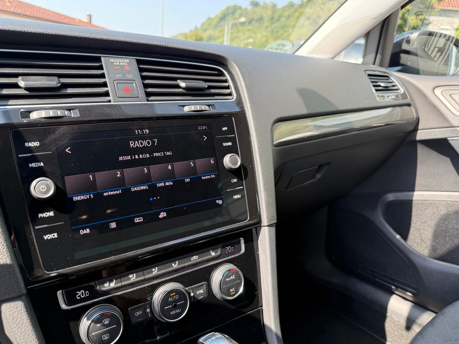 Volkswagen Golf VII Lim. IQ.DRIVE BlueMotion *DIGITAL*DSG*