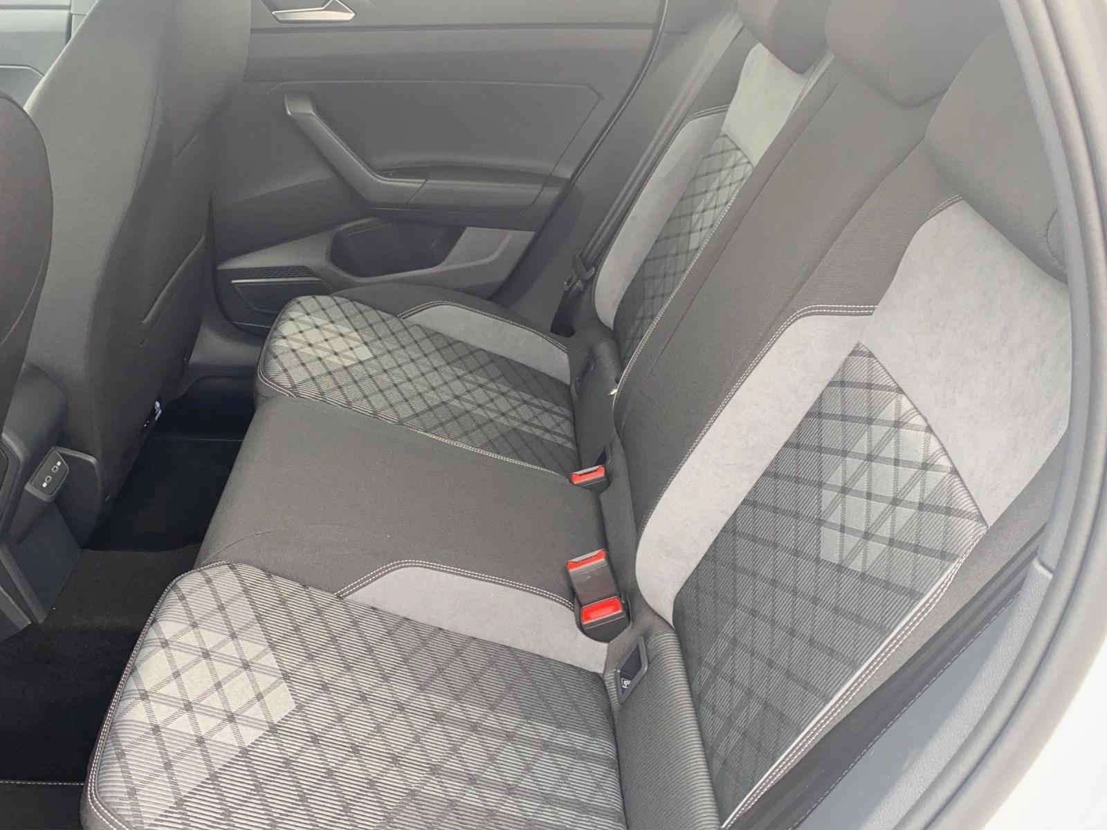 Volkswagen Polo 1.0 TSi DSG R-Line ACC 17Z Matrix Navi Kam